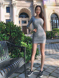美女131